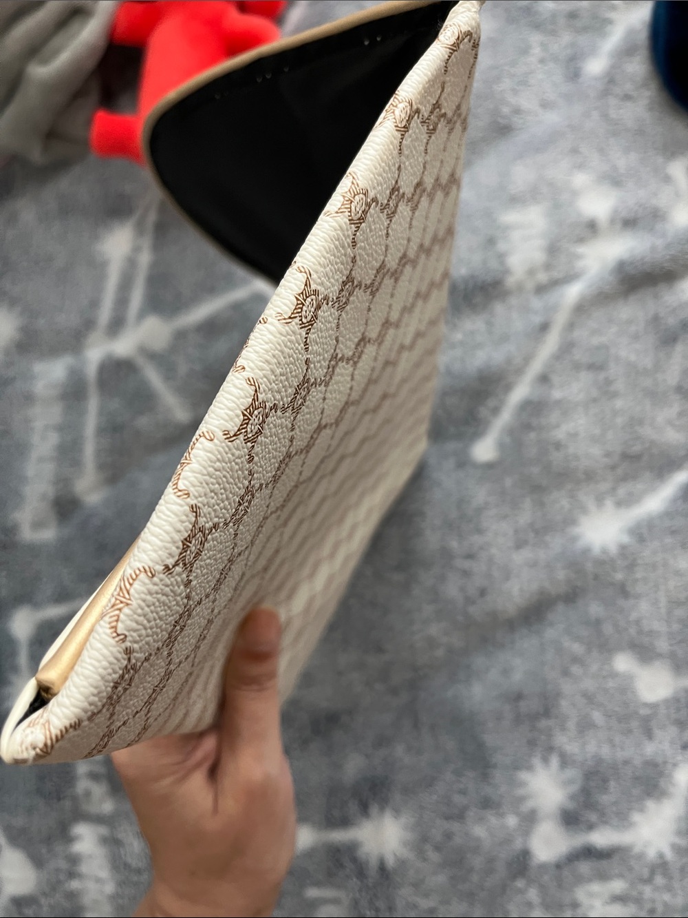 BNWOT envelope clutch - Picture 2 of 3